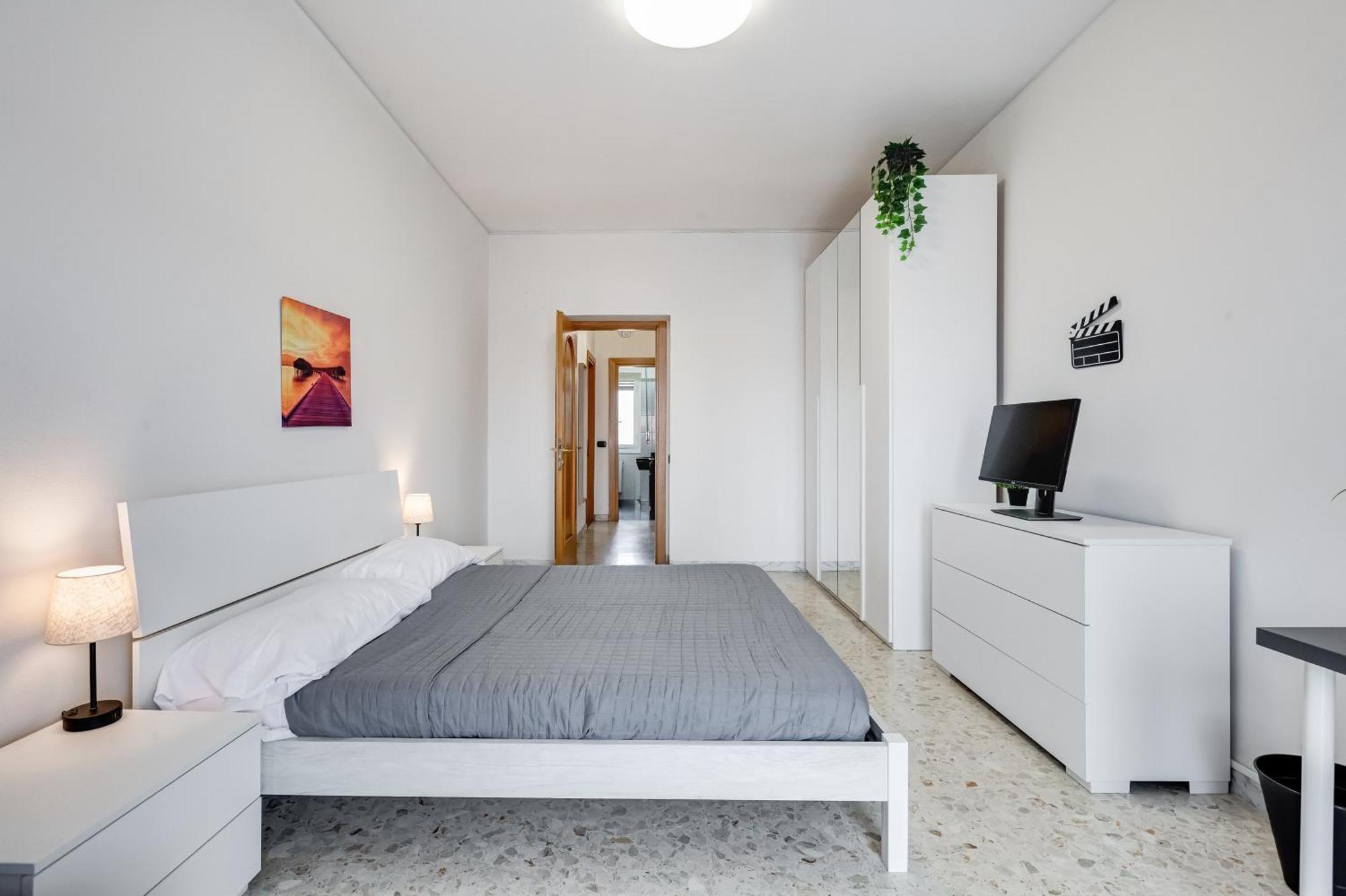 Appartement Moderno Sopra Metro A E Parco Degli Acquedotti